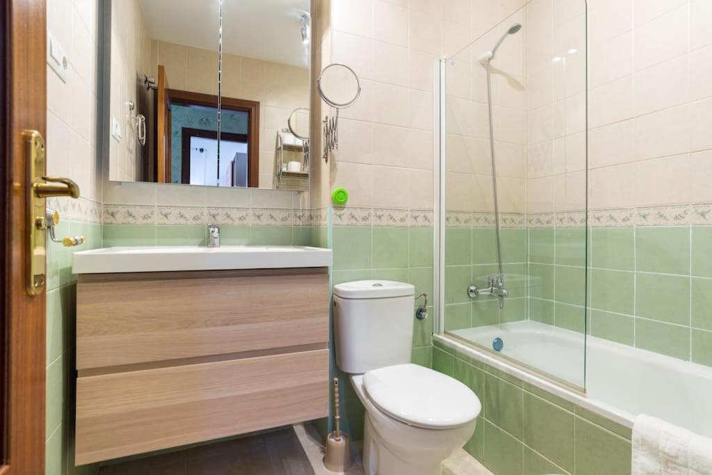 Bright, Quiet And Nice Ground Floor In The Center Málaga Extérieur photo