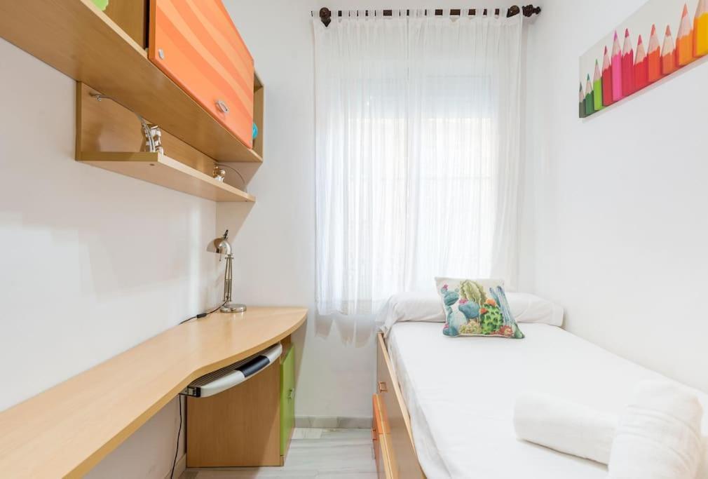 Bright, Quiet And Nice Ground Floor In The Center Málaga Extérieur photo